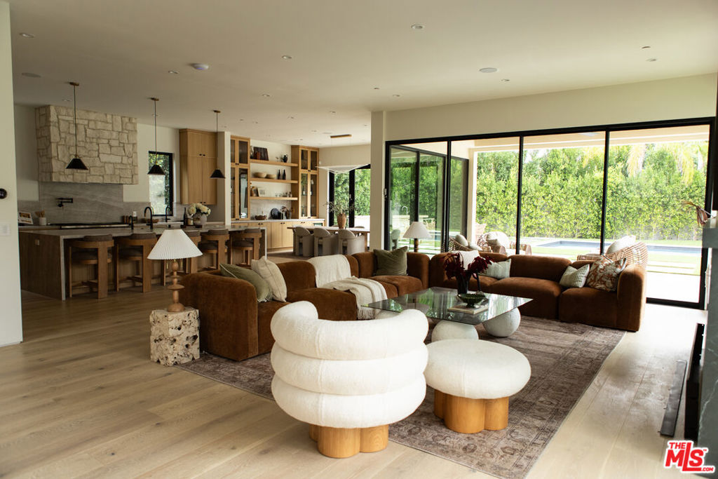 MLS #26860157 image #11