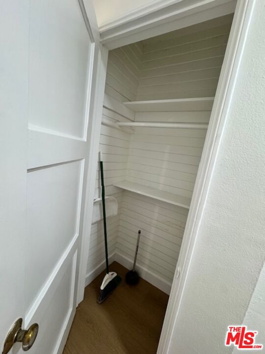 8732 Dorrington Avenue, West Hollywood CA: https://media.crmls.org/mediaz/8dc44a5e-c2e8-46d5-85d9-56595d4dbd7f.jpg