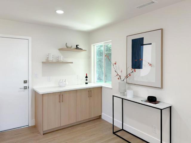 4035 W Rincon Avenue, Campbell CA: https://media.crmls.org/mediaz/8dc597f9-0eb7-442c-bfe9-7dba8a296ba4.jpg