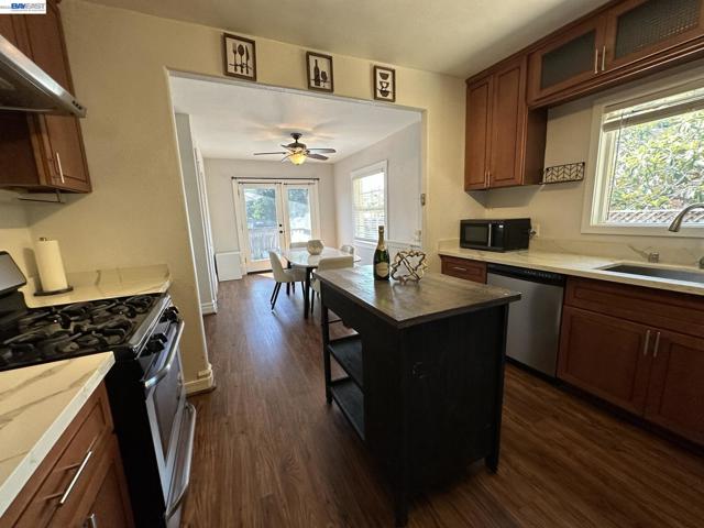 Image 6 of 17 For 4239 Quigley Pl