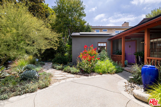 10408 Bloomfield Street photo 3