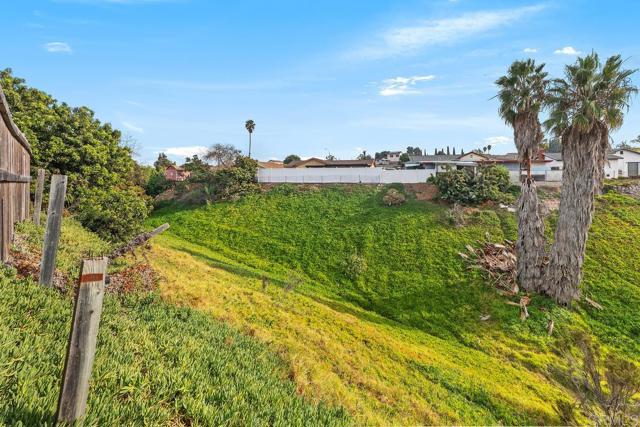 Detail Gallery Image 30 of 31 For 7703 Woodbine Way, San Diego,  CA 92114 - 5 Beds | 3/1 Baths