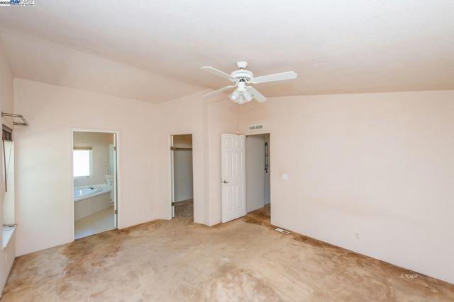 31 Rocky Road, Weaverville CA: https://media.crmls.org/mediaz/8dc91eee-926e-4891-b07d-904d51e6ac4c.jpg