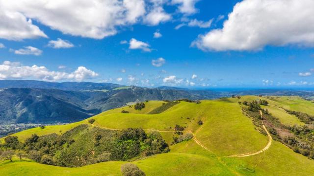 500 El Caminito Road, Carmel Valley CA: https://media.crmls.org/mediaz/8dc98577-bb55-4628-ac02-1db2fc03fcda.jpg