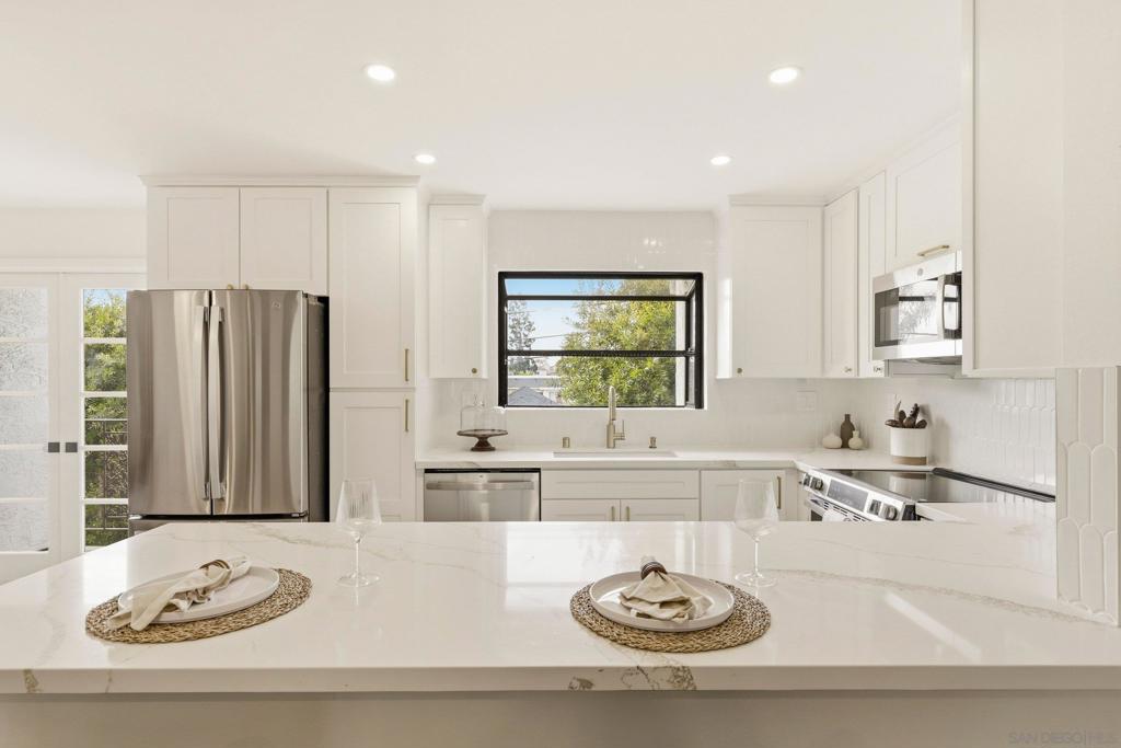1263 Robinson Ave - photo 14