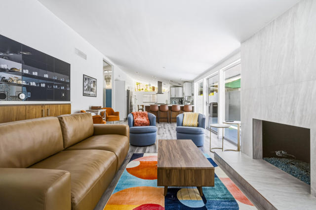 1890 S Navajo Drive, Palm Springs, CA 92264