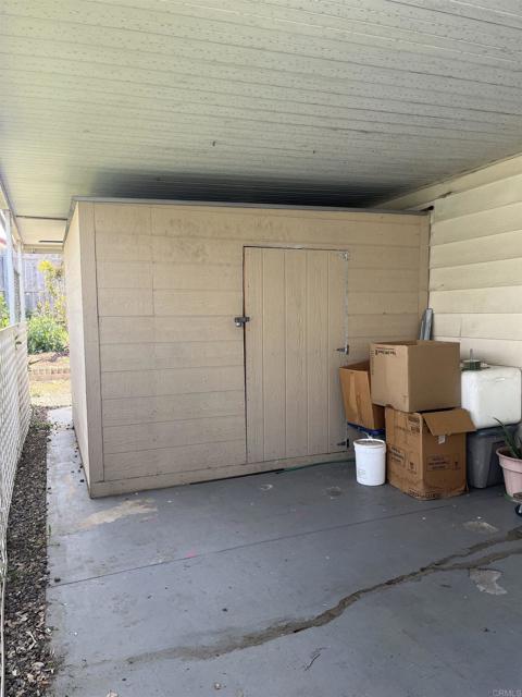 2250 N Broadway, Escondido CA: https://media.crmls.org/mediaz/8dcbe124-49c3-4783-b19b-c73de260ad96.jpg