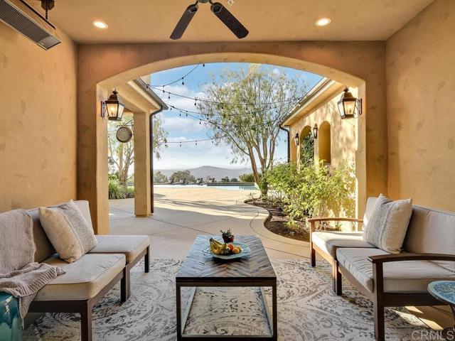 32110 Dos Ninas, Bonsall CA: https://media.crmls.org/mediaz/8dcc580f-b636-4933-9698-3253c38943ab.jpg