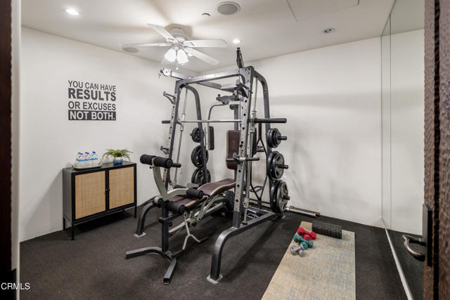 5065 Indianola Way, La Canada Flintridge CA: https://media.crmls.org/mediaz/8dcd4504-fe24-4eb2-bb1f-bb5eea11d753.jpg