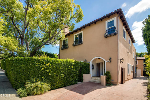 748 N La Jolla Avenue, West Hollywood, CA, 90046 748 N La Jolla Avenue, West Hollywood, CA, 90046