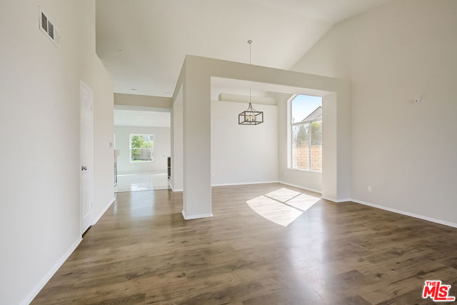 2536 LAKE Drive photo 5