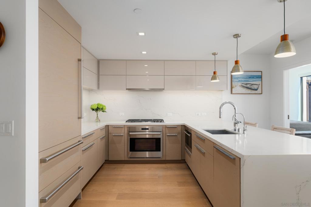 888 E Street - photo 16
