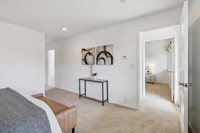 64 Los Altos Square, Los Altos CA: https://media.crmls.org/mediaz/8dd0a364-7ad8-44bf-9de5-47dd8aae31d0.jpg