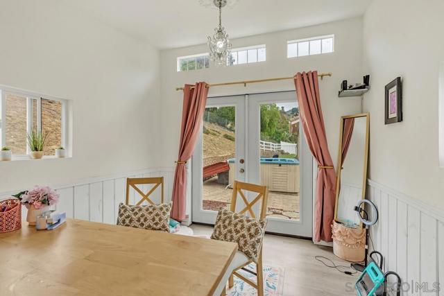 9410 Brian Way, El Cajon CA: https://media.crmls.org/mediaz/8dd230ed-da42-439e-bad9-acc8440d75ef.jpg