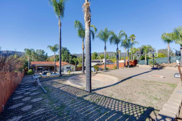 Detail Gallery Image 5 of 56 For 16301 Swartz Canyon Rd, Ramona,  CA 92065 - 3 Beds | 2/1 Baths