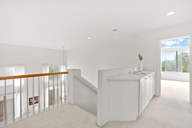 Detail Gallery Image 20 of 43 For 5711 Fallenwood Ln, San Diego,  CA 92121 - 5 Beds | 3 Baths