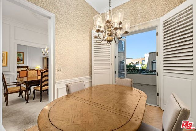 10114 Empyrean Way, Los Angeles CA: https://media.crmls.org/mediaz/8dd2690f-40e8-4386-a9f2-8efbaf3dc8d3.jpg