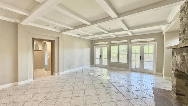 8137 Santaluz Village Grn S, San Diego CA: https://media.crmls.org/mediaz/8dd28315-0227-4061-a7a5-4d3b00440e67.jpg