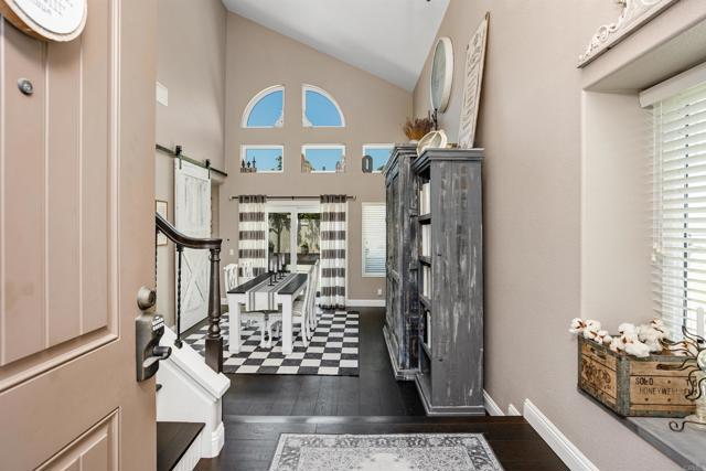 Detail Gallery Image 4 of 29 For 1846 Corte Pulsera, Oceanside,  CA 92056 - 3 Beds | 2/1 Baths
