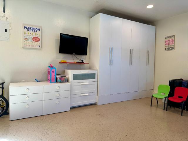 135 Green Hill Way, Los Gatos CA: https://media.crmls.org/mediaz/8dd3f11c-47ee-4dc5-9885-d9cb686a3c10.jpg