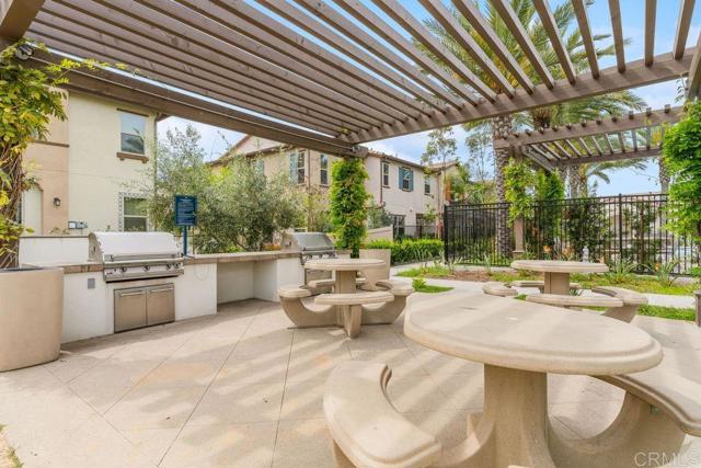 Detail Gallery Image 64 of 69 For 1763 Laurelwood Way, Oceanside,  CA 92057 - 3 Beds | 2/1 Baths