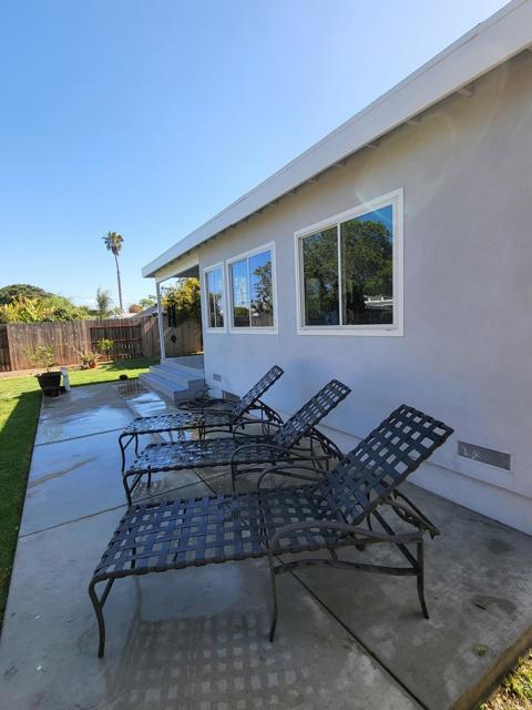 852 5th Street, Imperial Beach CA: https://media.crmls.org/mediaz/8dd4eb07-a297-475d-8cbd-d2e56a08cdb0.jpg