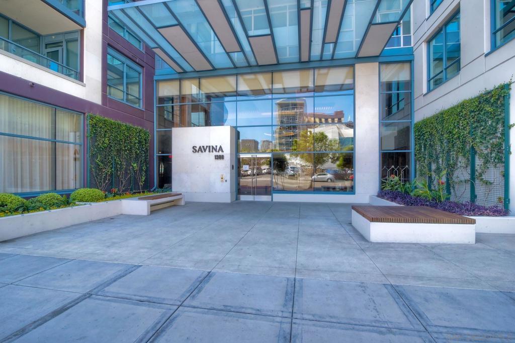 MLS #250036527SD img 2