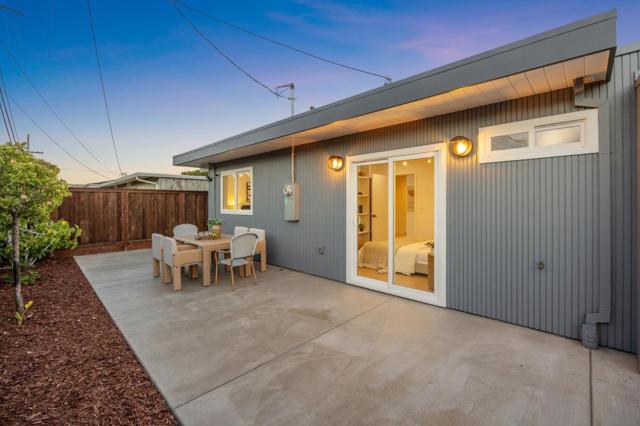 683 Vanessa Drive, San Mateo CA: https://media.crmls.org/mediaz/8dd8edaf-24a7-4bff-8b52-9a23499de77c.jpg