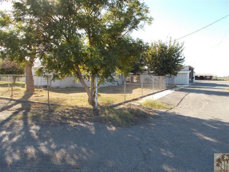 14321 South     C &  D, Blythe, CA 92225