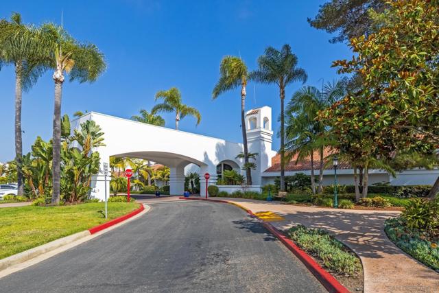 4676 Barcelona Way, Oceanside CA: https://media.crmls.org/mediaz/8ddc0eb5-1d83-4a21-8eb0-3e3759d6c11c.jpg