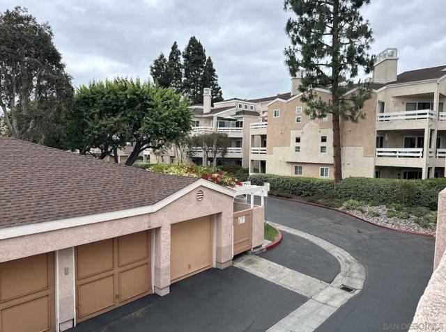 7248 Camino Degrazia, San Diego CA: https://media.crmls.org/mediaz/8ddcb4f2-c71f-4053-8310-b16ba5032f07.jpg