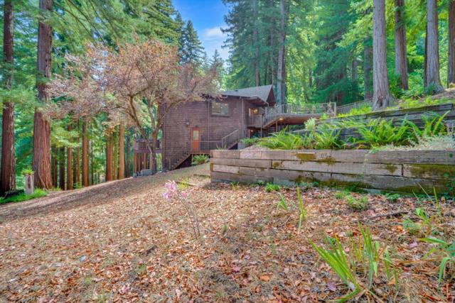 12 Summit Road, Woodside CA: https://media.crmls.org/mediaz/8ddcea10-3561-4027-b85b-32ee3cbf6e3e.jpg