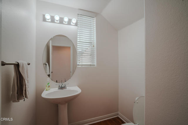 Detail Gallery Image 14 of 47 For 525 Shell Harbor Ln, Port Hueneme,  CA 93041 - 3 Beds | 2/1 Baths