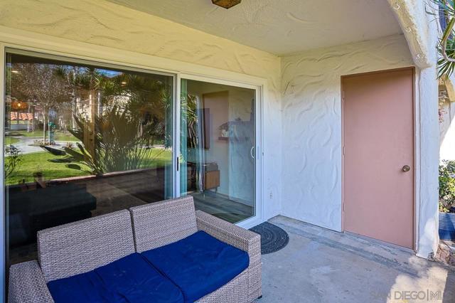 6059 Rancho Mission Rd, San Diego CA: https://media.crmls.org/mediaz/8dde9f38-92b4-48c3-8f43-74a7691b2492.jpg
