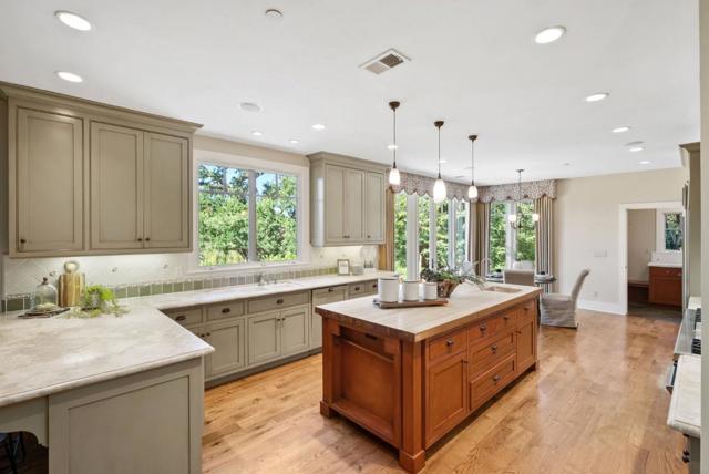 105 Highland Avenue, Los Gatos CA: https://media.crmls.org/mediaz/8ddf5318-d4ae-4a4e-b8d6-580c3a7fc869.jpg