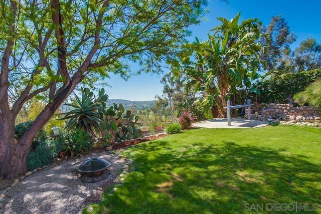 3773 Catamarca Dr, San Diego CA: https://media.crmls.org/mediaz/8ddf8c0b-a880-4524-b0a5-61366570c5c5.jpg