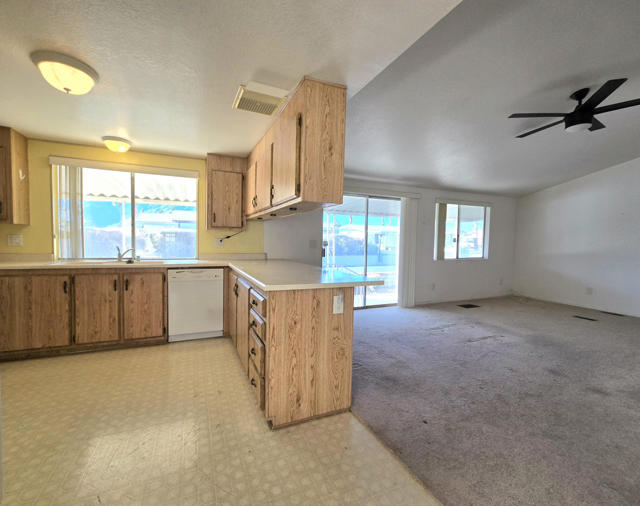 234 Settles Drive, Cathedral City CA: https://media.crmls.org/mediaz/8de0e07f-493d-4cd2-bac8-1c2b5bbedbe4.jpg