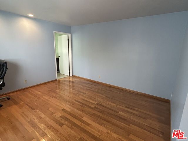 3161 Vera Avenue, Los Angeles CA: https://media.crmls.org/mediaz/8de21884-db2b-42c1-a22d-cf0548dcbe84.jpg