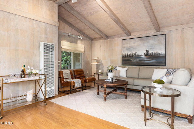 314 Arroyo Drive, South Pasadena CA: https://media.crmls.org/mediaz/8de248a3-3411-4537-9cdf-51761a17dfd6.jpg