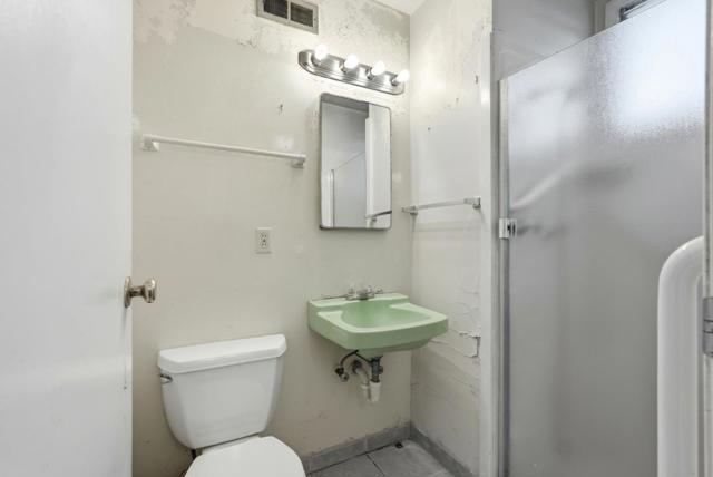 31047 Brae Burn Avenue, Hayward CA: https://media.crmls.org/mediaz/8de50157-aa48-4b10-a991-49eabfe084e9.jpg