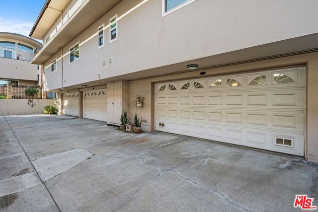4716 La Villa Marina, C photo 34