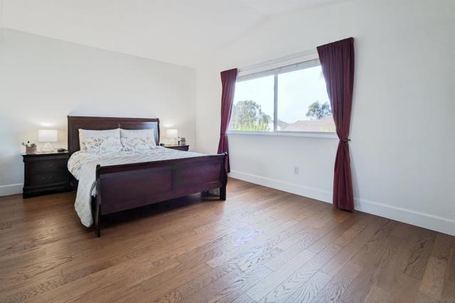 10985 Sunny Meadow St, San Diego CA: https://media.crmls.org/mediaz/8de6f23d-c63c-4bca-be57-9185b322038b.jpg