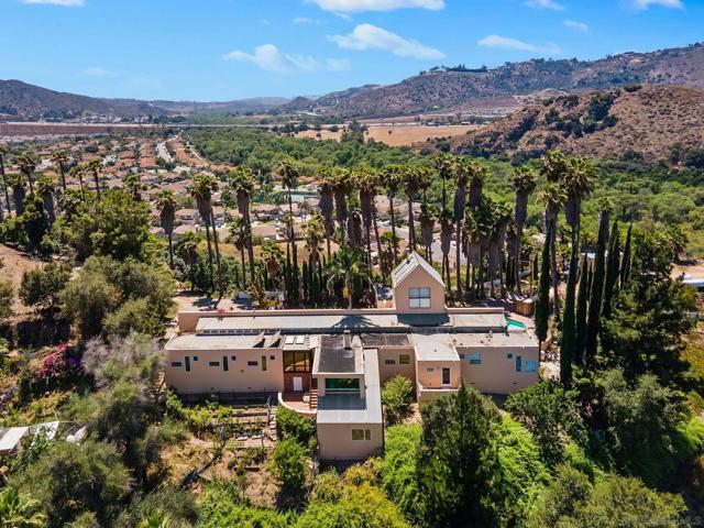 3264 Shearer Xing, Fallbrook, California 92028, 4 Bedrooms Bedrooms, ,2 BathroomsBathrooms,Single Family Residence,For Sale,Shearer Xing,240026943SD