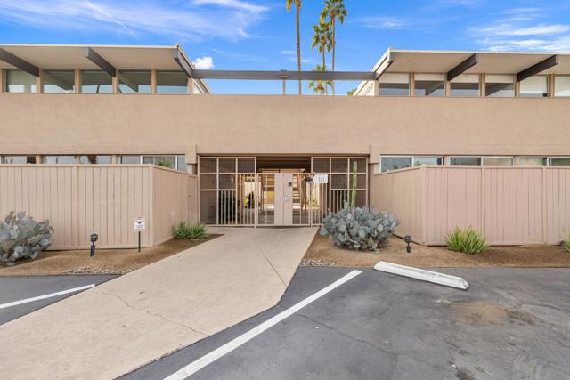 1111 E Palm Canyon Drive, Palm Springs CA: https://media.crmls.org/mediaz/8de7244e-9550-41b4-b725-752de95649f7.jpg