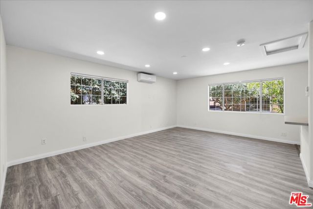 7241 Forbes Avenue, Unit B photo 5