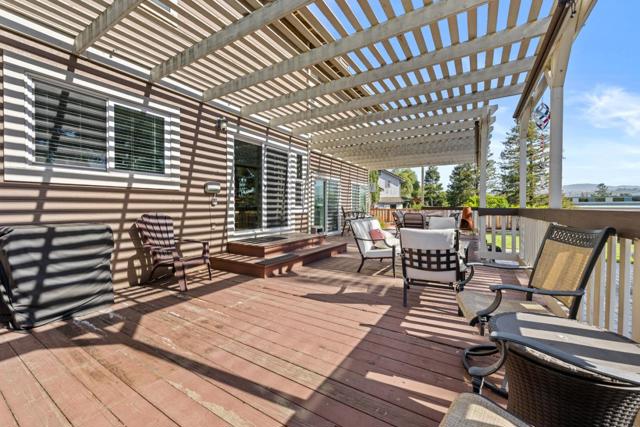 151 Tierra Del Sol, Hollister CA: https://media.crmls.org/mediaz/8de8be02-7260-4866-aeff-c9d0abebd657.jpg