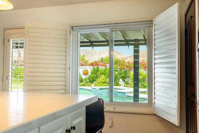 47845 Via Firenze, La Quinta CA: https://media.crmls.org/mediaz/8de91e17-d746-4a39-867f-ae125dfea145.jpg
