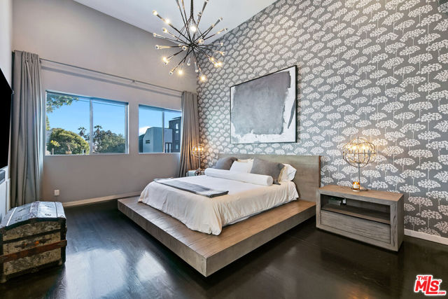 1430 Abbot Kinney Boulevard, Venice CA: https://media.crmls.org/mediaz/8de9339d-a5a3-4277-85b2-cd688233bb4b.jpg