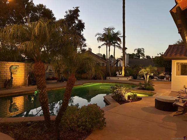 13074 Maritime, San Diego CA: https://media.crmls.org/mediaz/8de97dcc-84f4-4bf6-847d-370d91e6e624.jpg