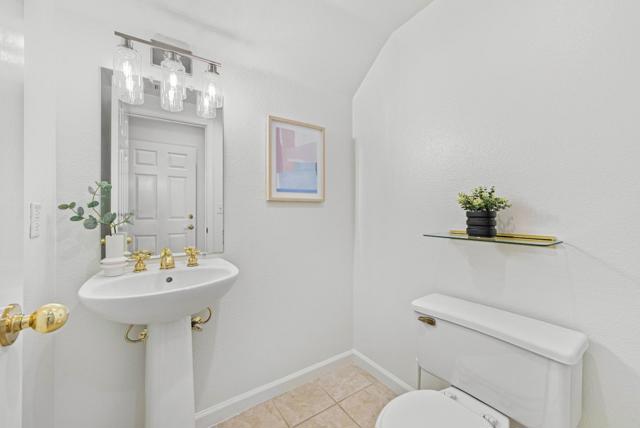 427 Nicholas Drive, Mountain View CA: https://media.crmls.org/mediaz/8de9c968-7f8a-48d4-bc92-b99c24bbbc18.jpg